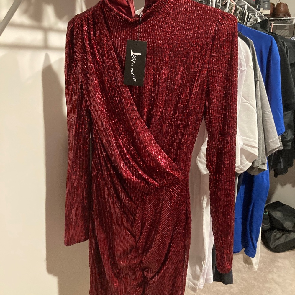 Burgundy sequin dress size L